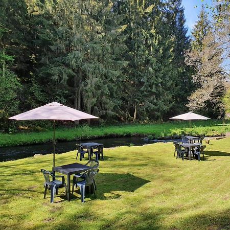 Logis L'Ermitage, Bistrot Des Saveurs Houffalize Exteriör bild