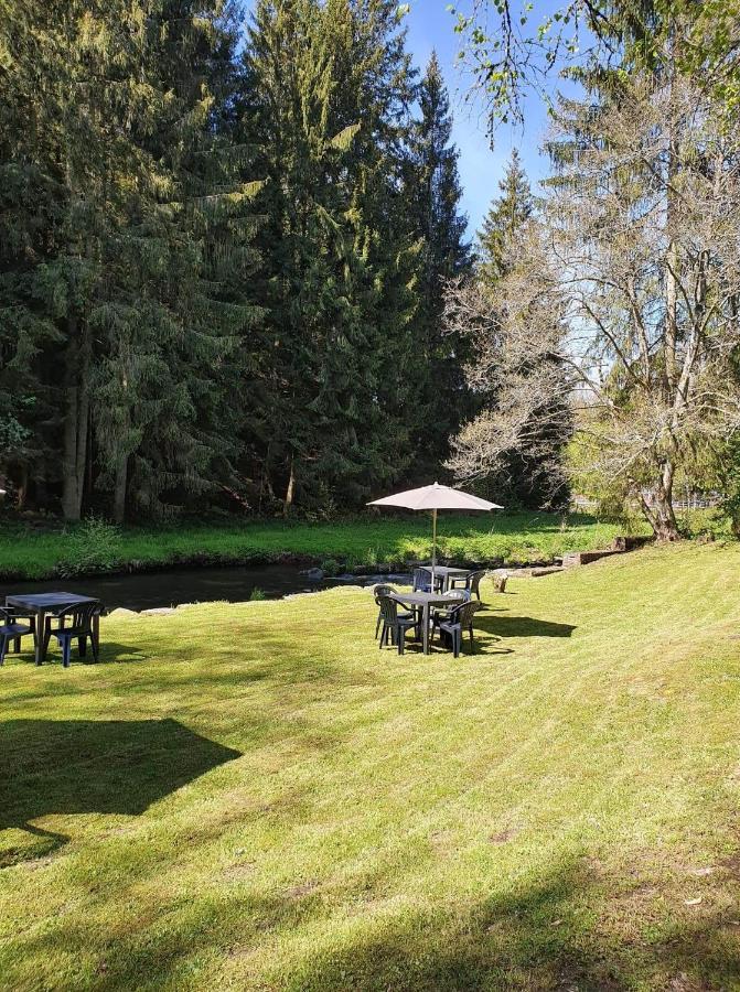 Logis L'Ermitage, Bistrot Des Saveurs Houffalize Exteriör bild
