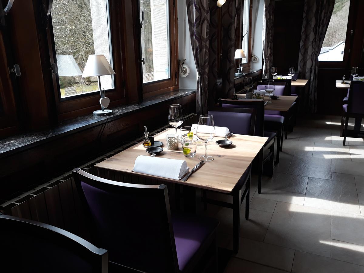 Logis L'Ermitage, Bistrot Des Saveurs Houffalize Exteriör bild